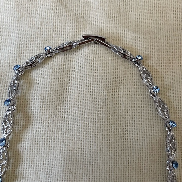 Vintage Australian Crystal Blue Floral Necklace & Earring Set - Picture 3 of 3